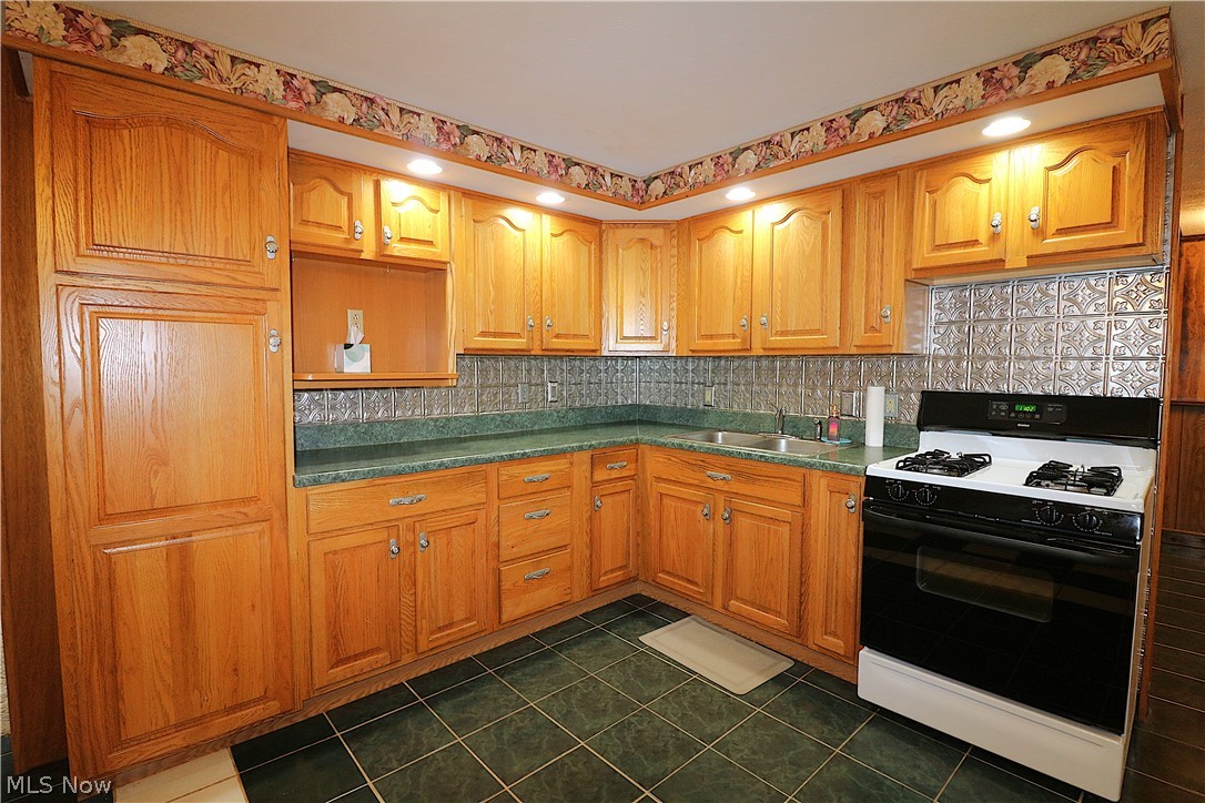 28 Valley Park Drive Norwalk OH 44857