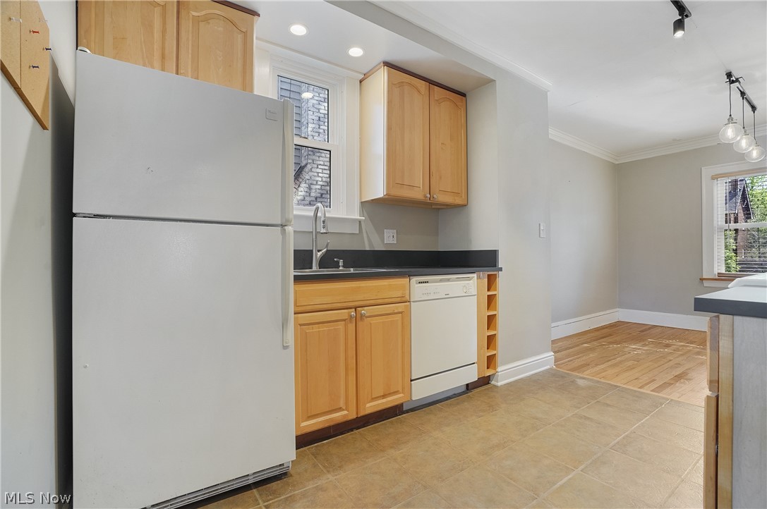 1620 Maple Road Cleveland Heights OH 44121