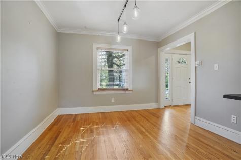 1620 Maple Road Cleveland Heights OH 44121