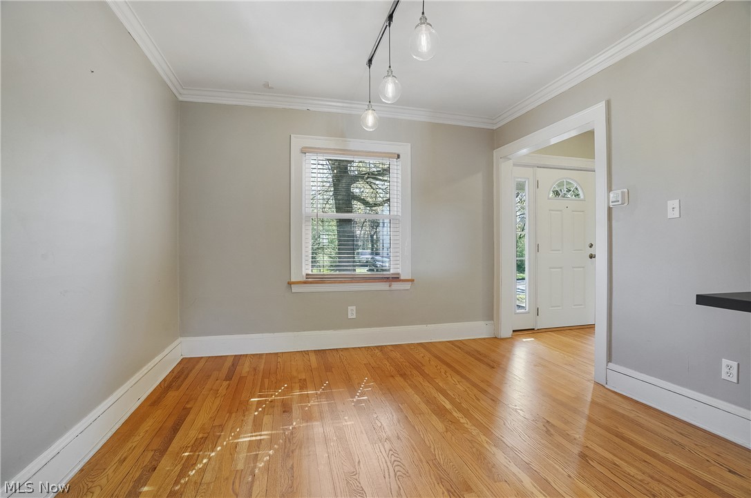 1620 Maple Road Cleveland Heights OH 44121