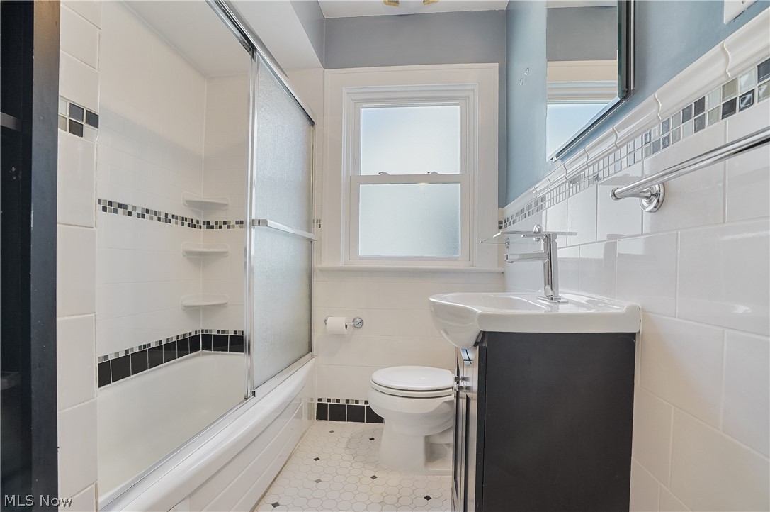 1620 Maple Road Cleveland Heights OH 44121