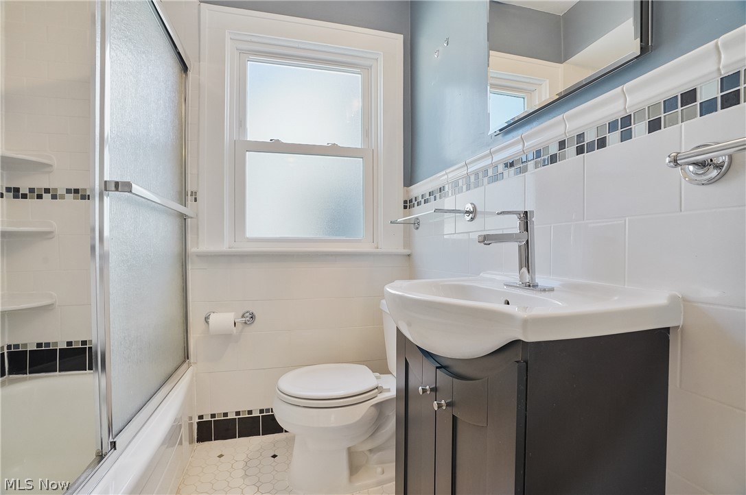 1620 Maple Road Cleveland Heights OH 44121