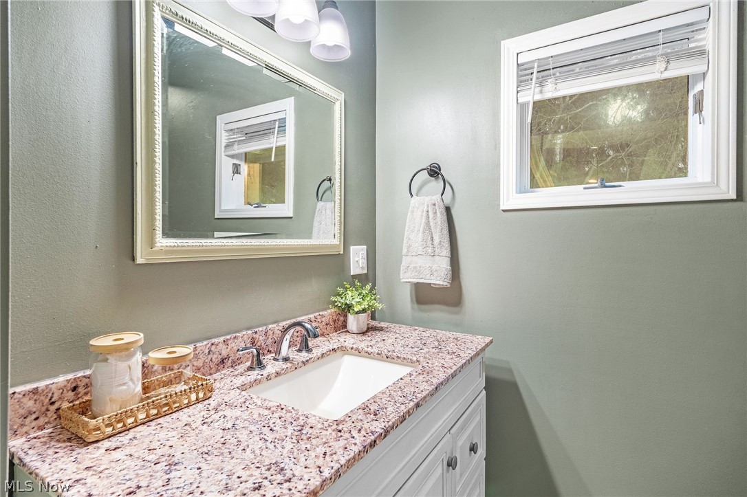 6342 Manchester Road New Franklin OH 44216