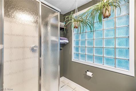 6342 Manchester Road New Franklin OH 44216