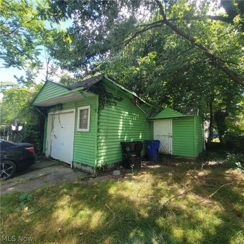 3641 E 104th Street Cleveland OH 44105