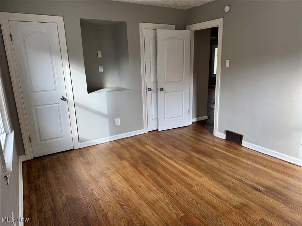 1574 East Avenue Akron OH 44314