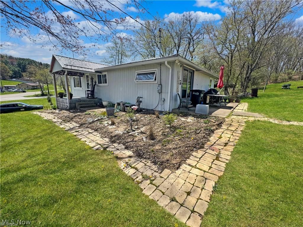 44383 Y And O Road Wellsville OH 43968