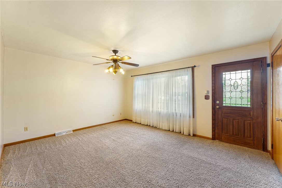 1827 Brockton Drive Austintown OH 44511