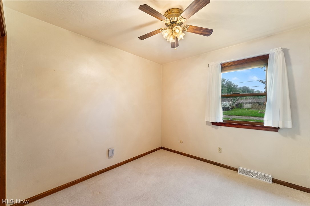 1827 Brockton Drive Austintown OH 44511