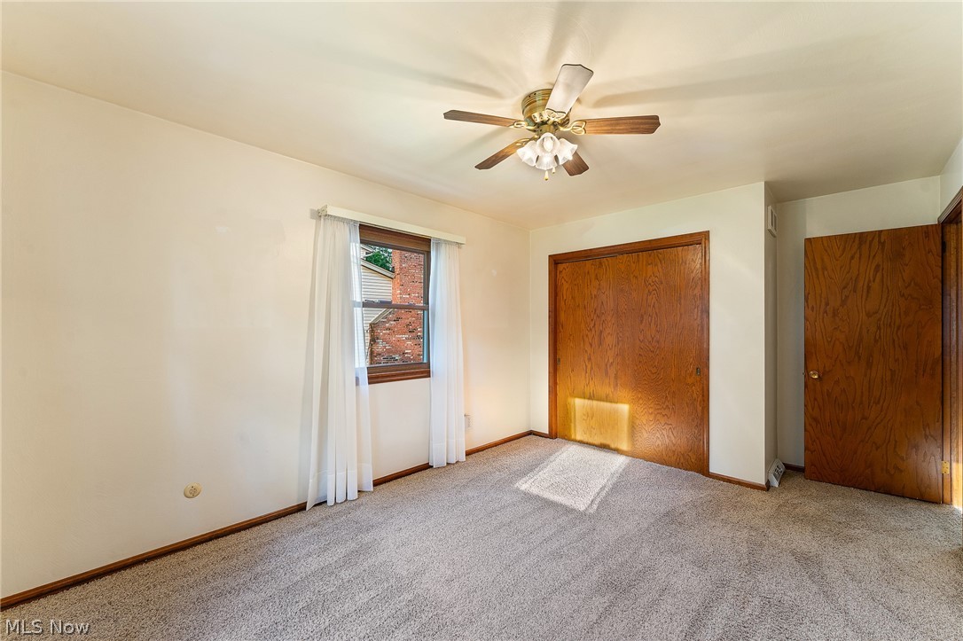 1827 Brockton Drive Austintown OH 44511