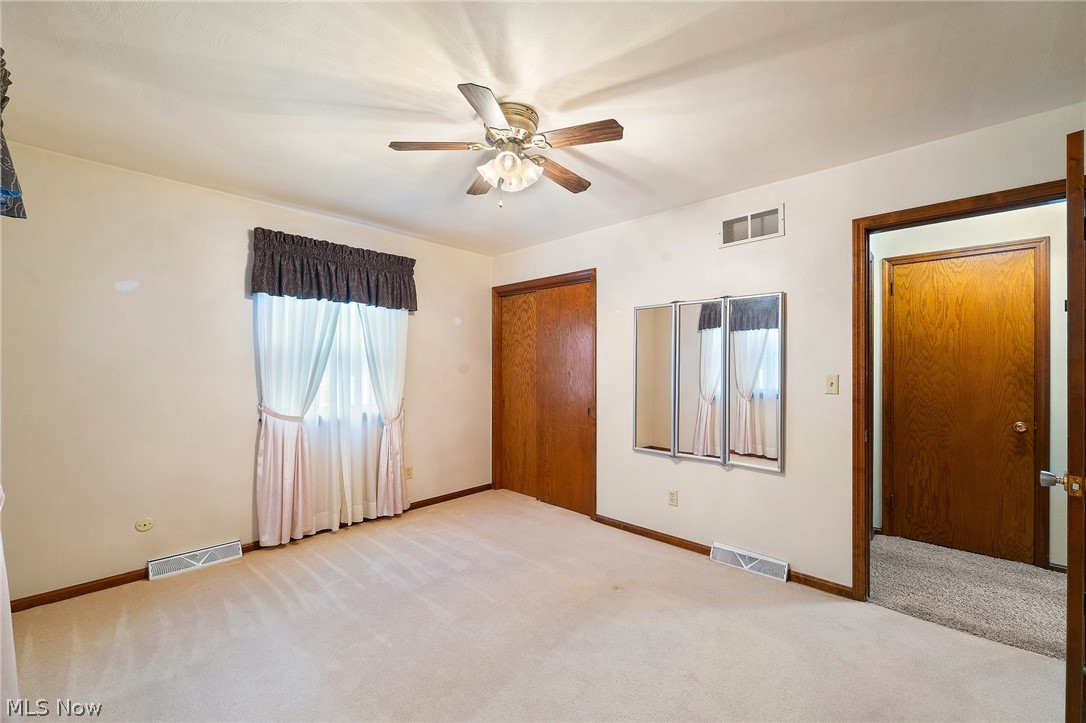 1827 Brockton Drive Austintown OH 44511