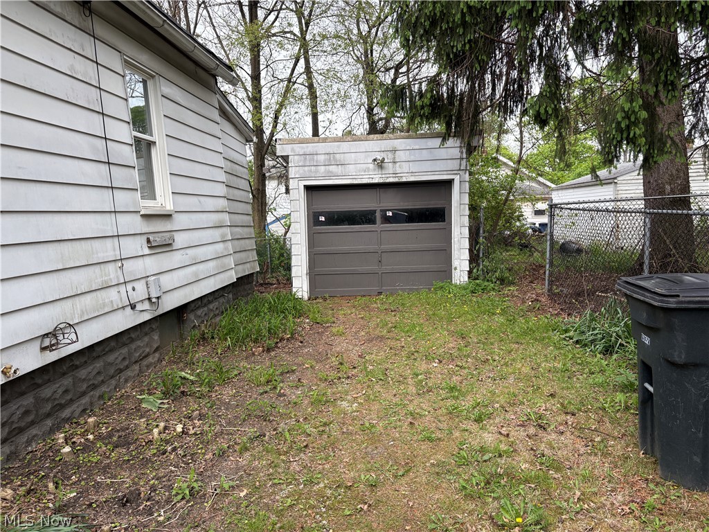 945 Davis Street Akron OH 44310