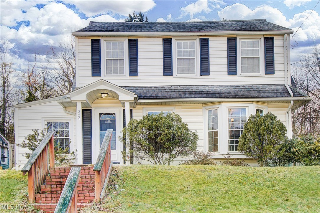 572 Aqueduct Street Akron OH 44303