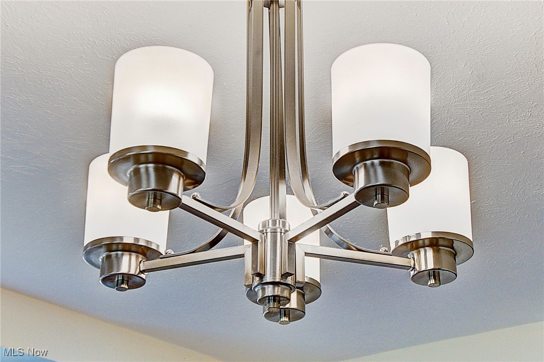 572 Aqueduct Street Akron OH 44303