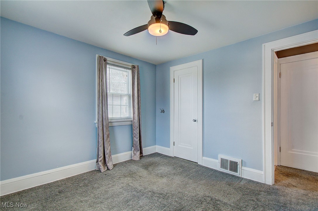 572 Aqueduct Street Akron OH 44303