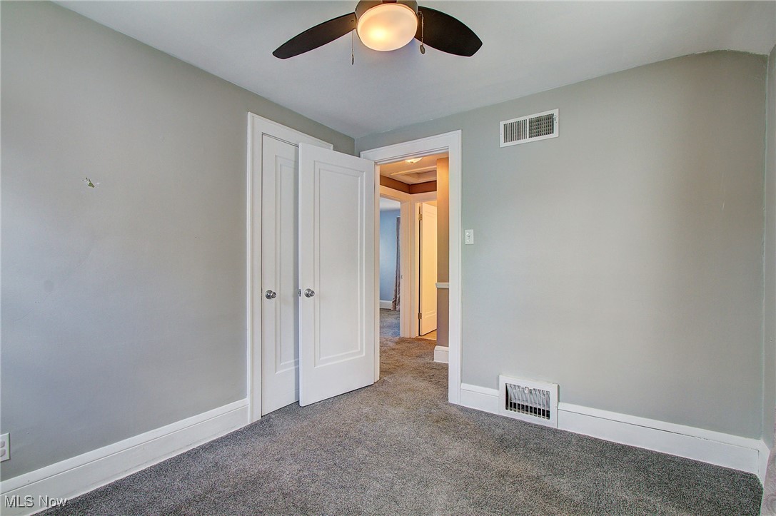 572 Aqueduct Street Akron OH 44303