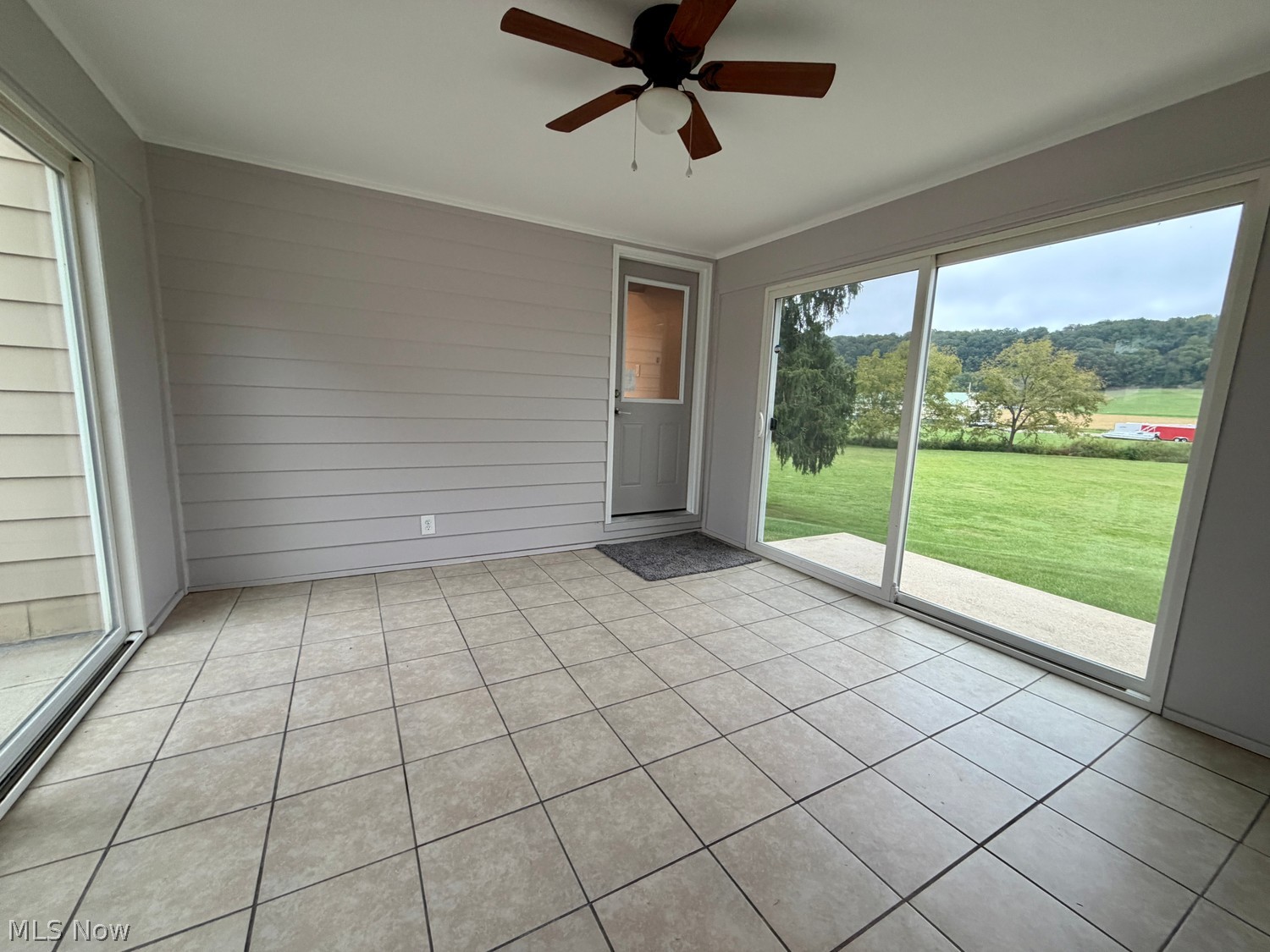 1961 Possum Hollow Road SE New Philadelphia OH 44663