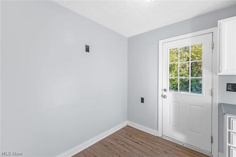 12204 Wayland Avenue Cleveland OH 44111