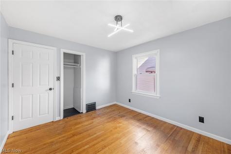 12204 Wayland Avenue Cleveland OH 44111