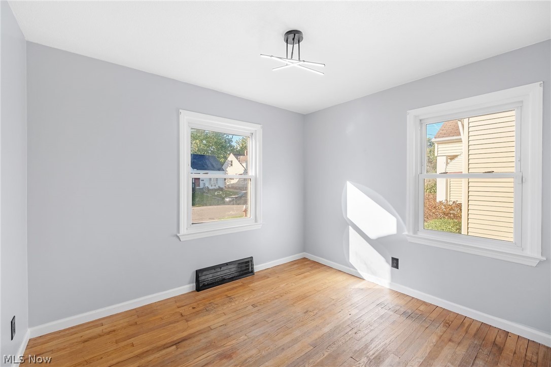 12204 Wayland Avenue Cleveland OH 44111
