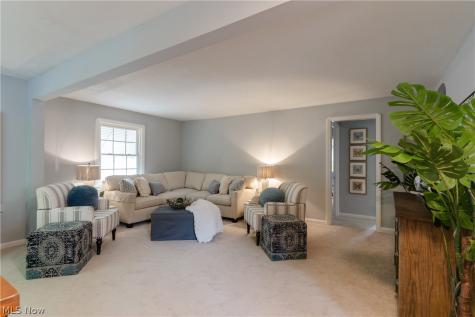 1592 Laclede Road South Euclid OH 44121