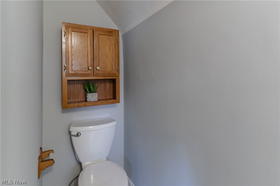 1592 Laclede Road South Euclid OH 44121