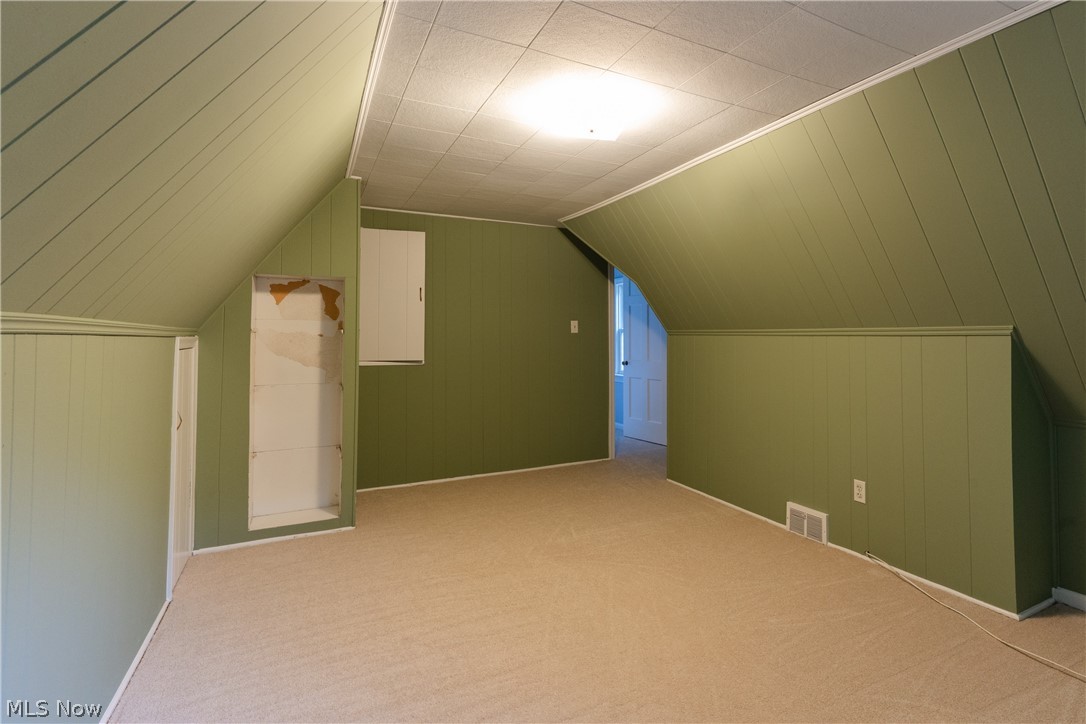 1592 Laclede Road South Euclid OH 44121