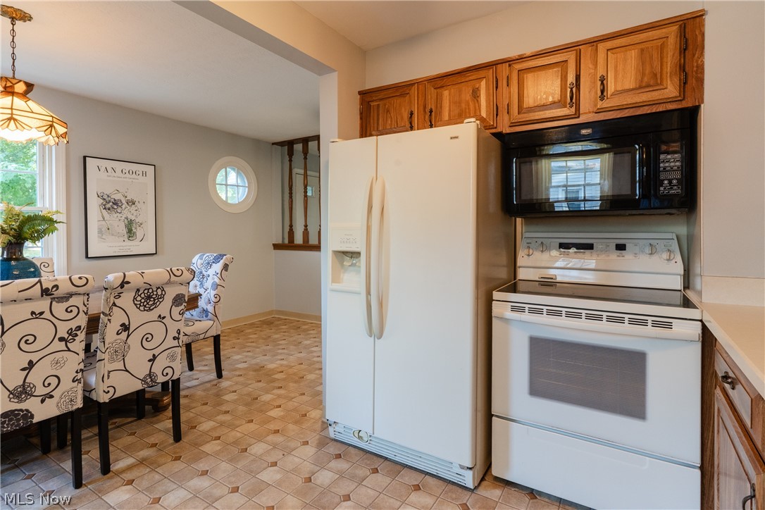 1592 Laclede Road South Euclid OH 44121
