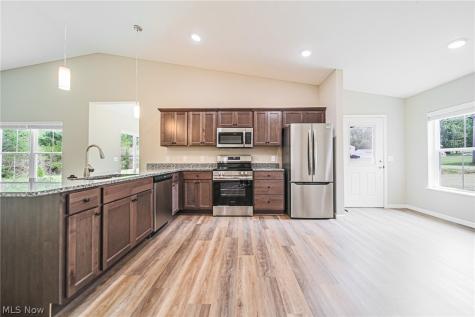 1925 Candell Avenue SW Massillon OH 44646