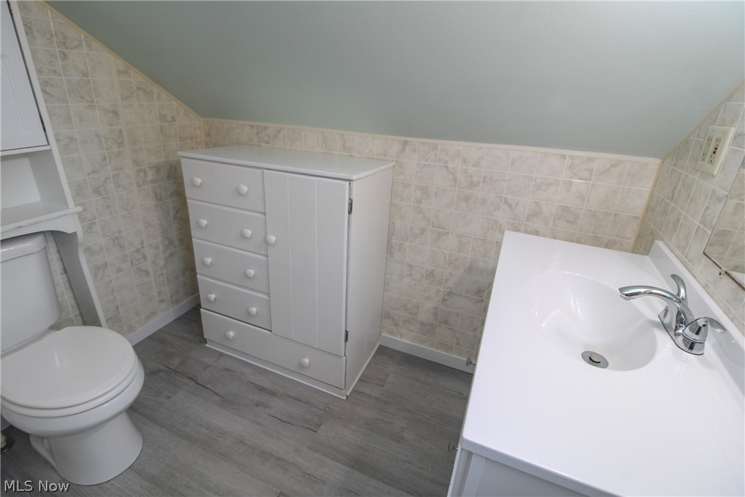 4428 State Route 7 Burghill OH 44404
