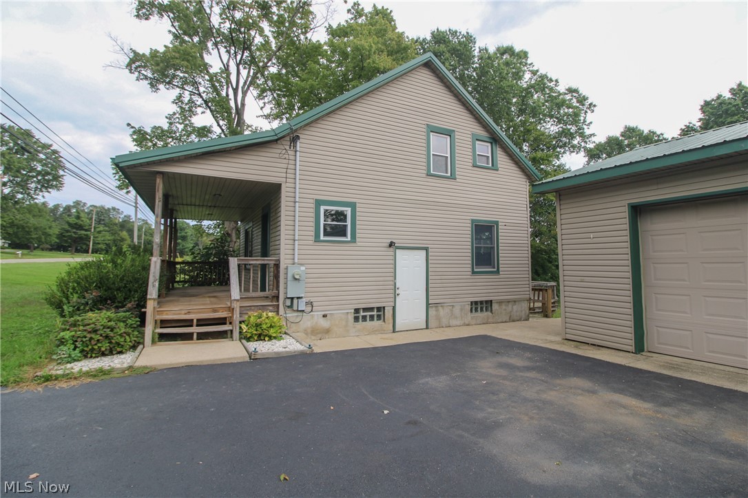 4428 State Route 7 Burghill OH 44404