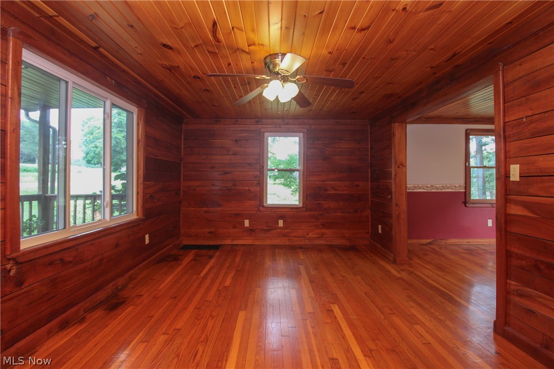 4428 State Route 7 Burghill OH 44404