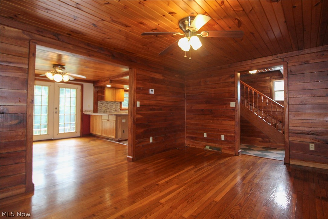 4428 State Route 7 Burghill OH 44404