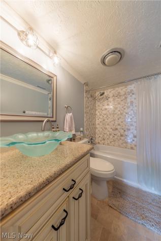 1115 Canyon View Road Sagamore Hills OH 44067