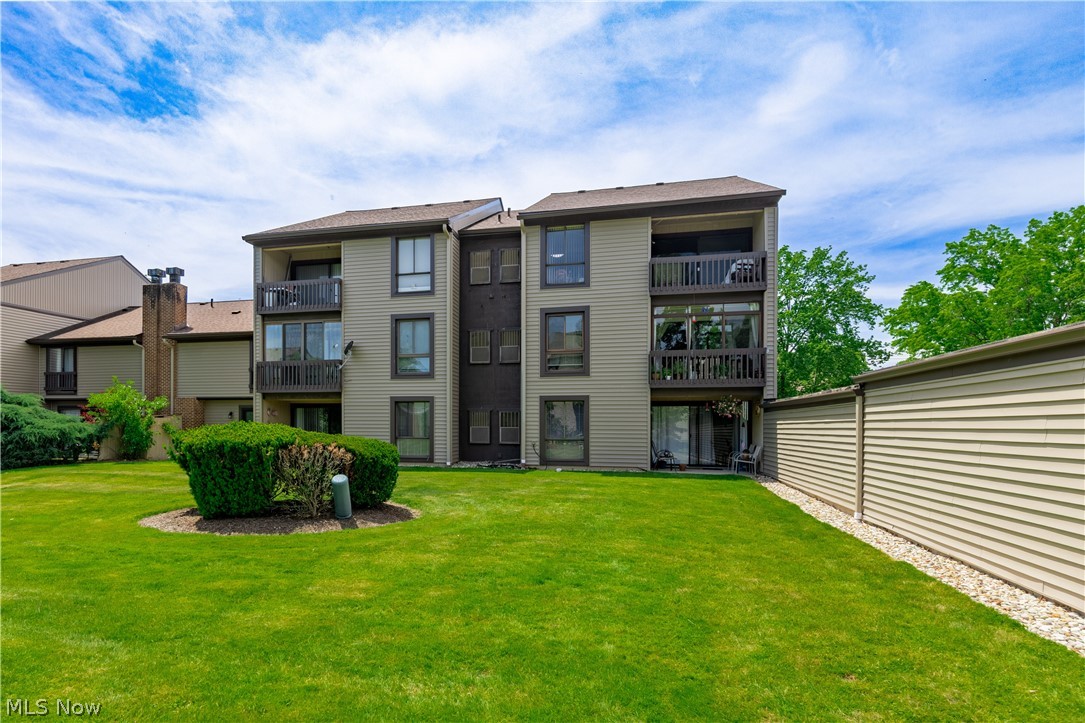 1115 Canyon View Road Sagamore Hills OH 44067