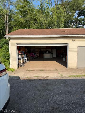 3801 Beck Avenue Louisville OH 44641