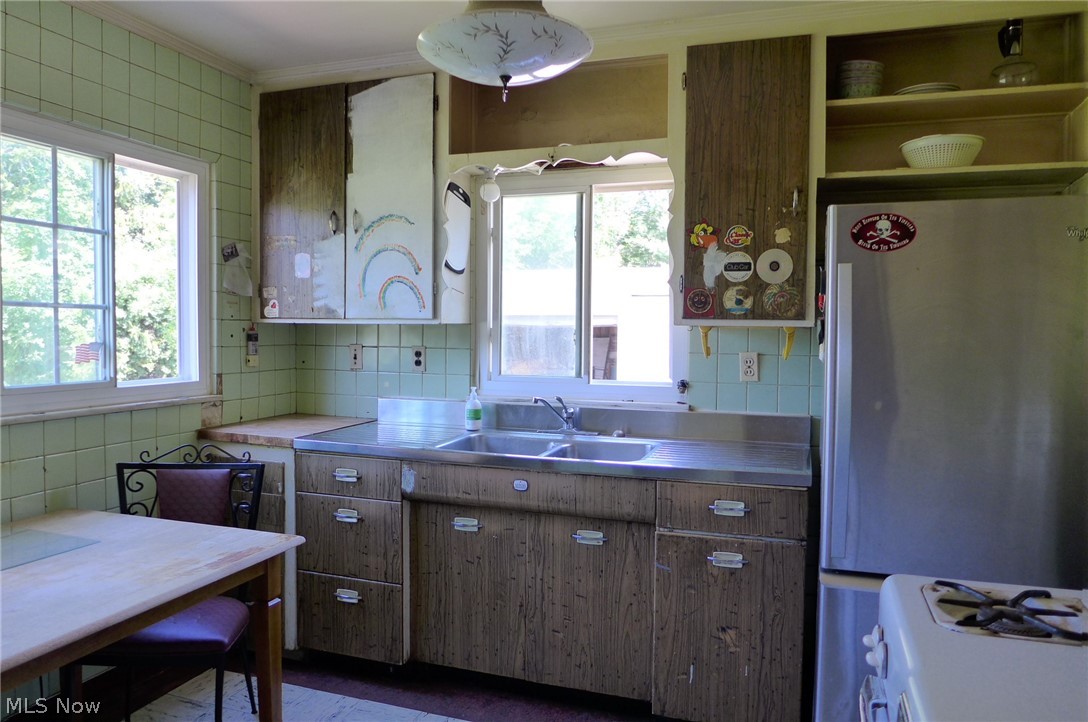 5363 Bartlett Road Bedford Heights OH 44146