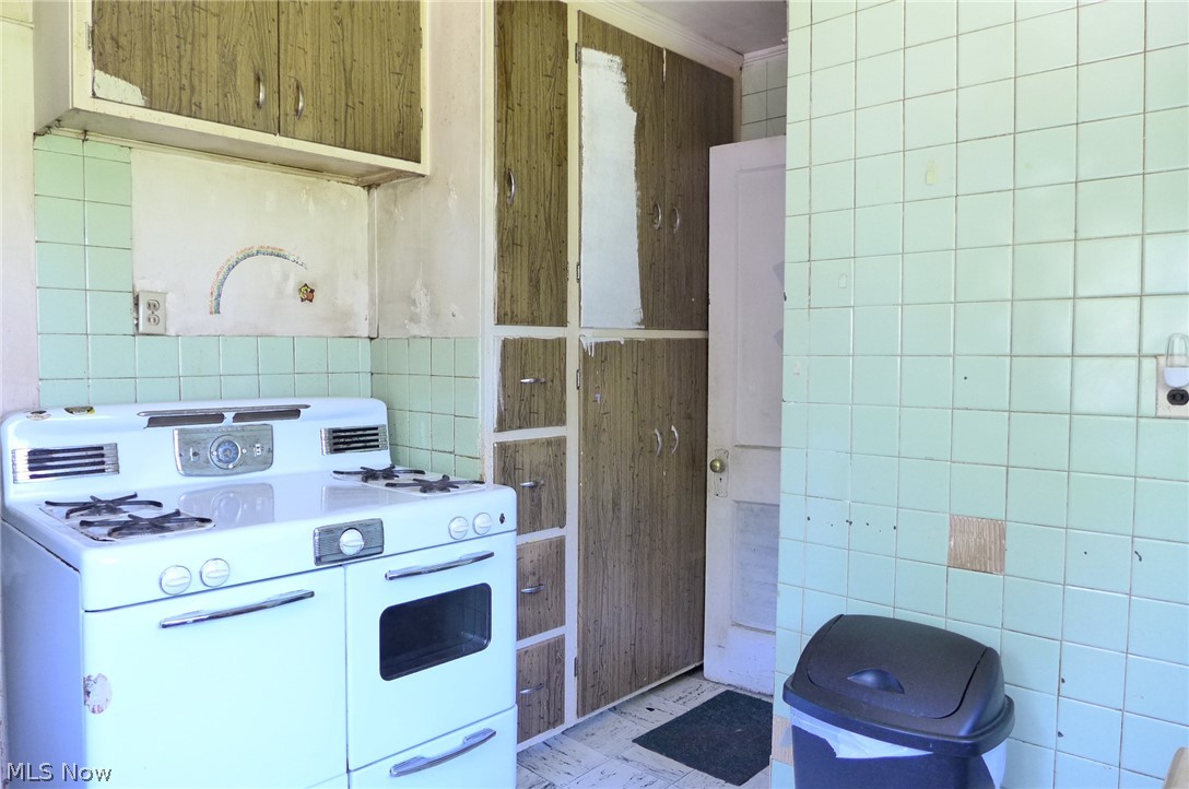 5363 Bartlett Road Bedford Heights OH 44146
