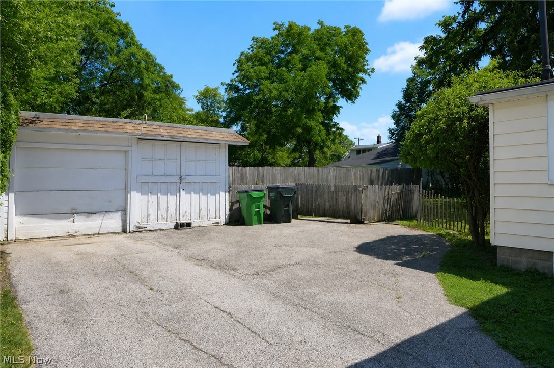 5363 Bartlett Road Bedford Heights OH 44146