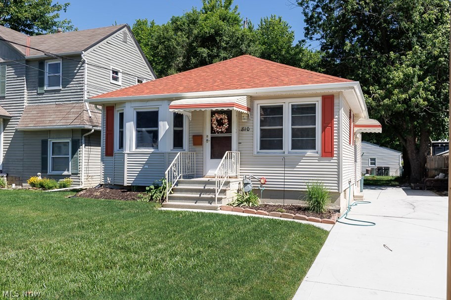 810 E Broad Street Elyria OH 44035