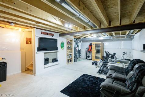1411 Elizabeth Boulevard Painesville OH 44077