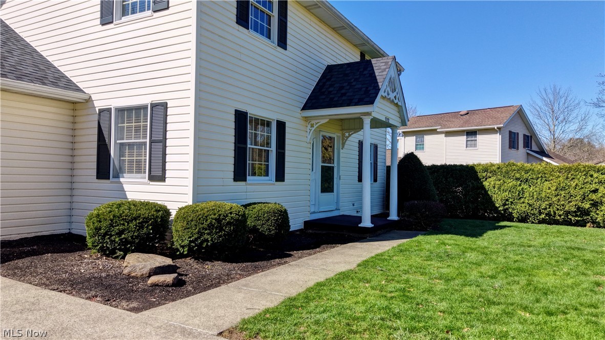 1712 Rolland Avenue NE New Philadelphia OH 44663