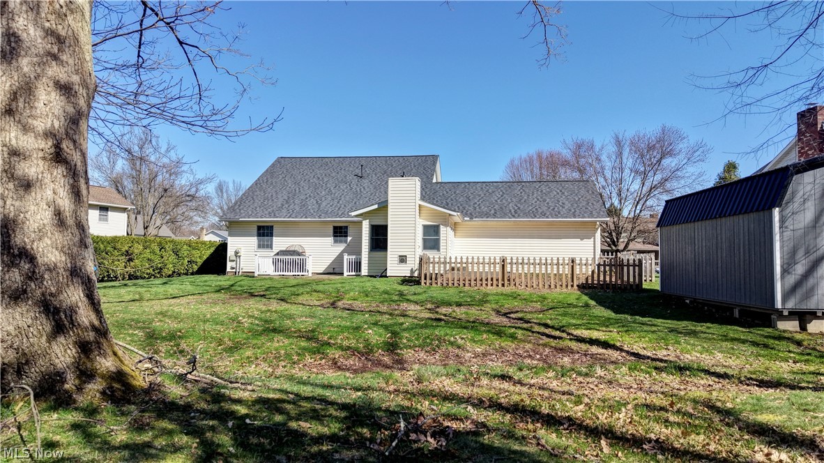 1712 Rolland Avenue NE New Philadelphia OH 44663