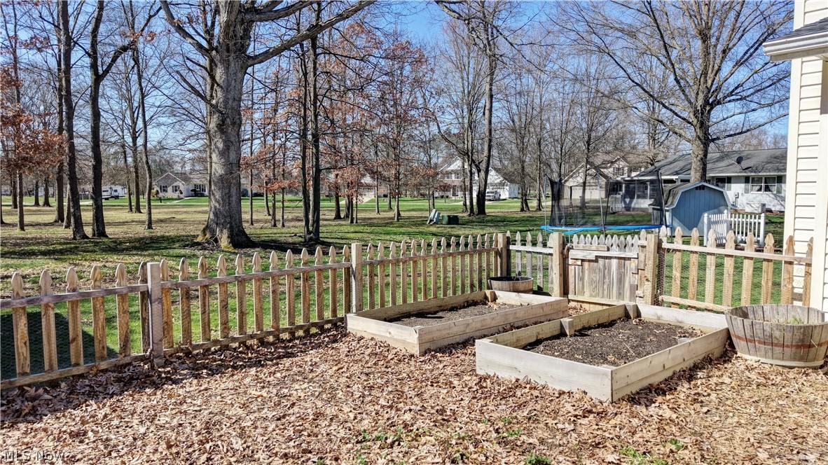 1712 Rolland Avenue NE New Philadelphia OH 44663