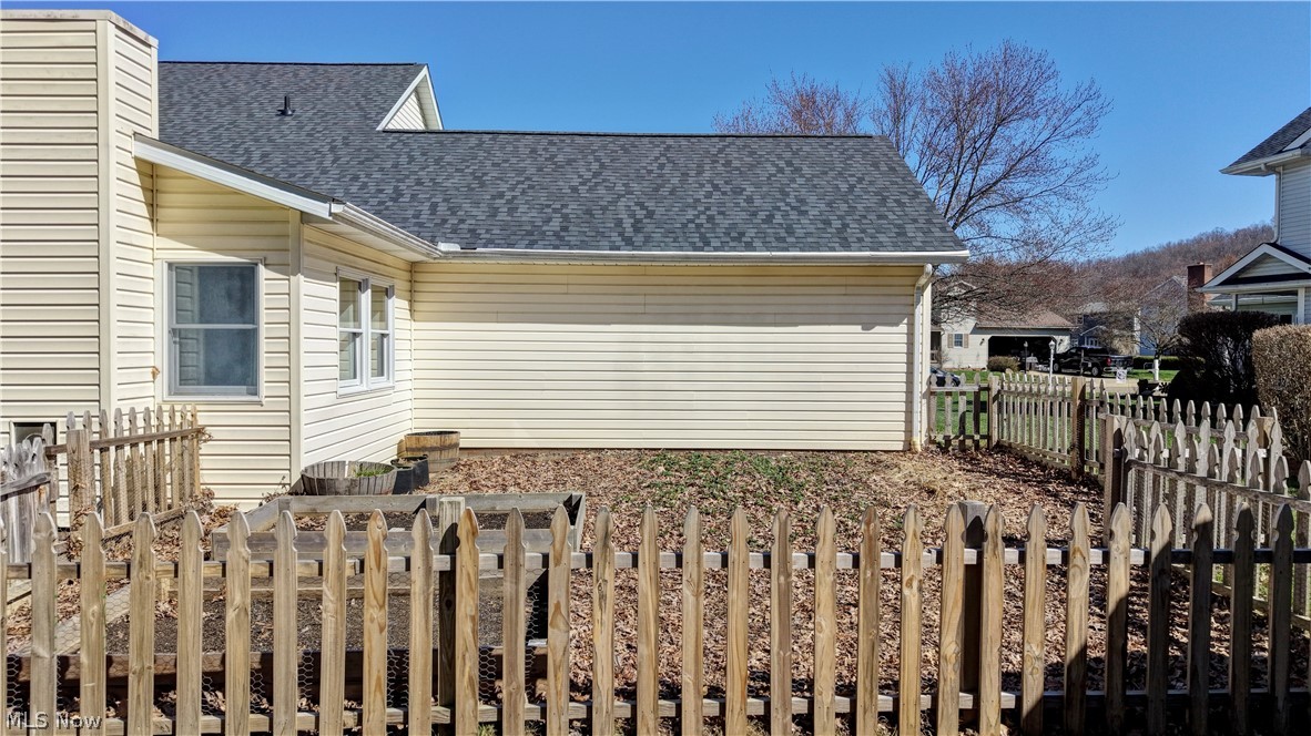 1712 Rolland Avenue NE New Philadelphia OH 44663