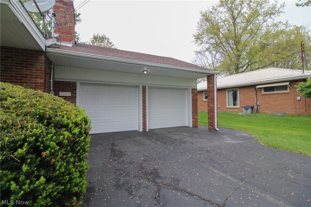 7854 Lee Run Road Poland OH 44514