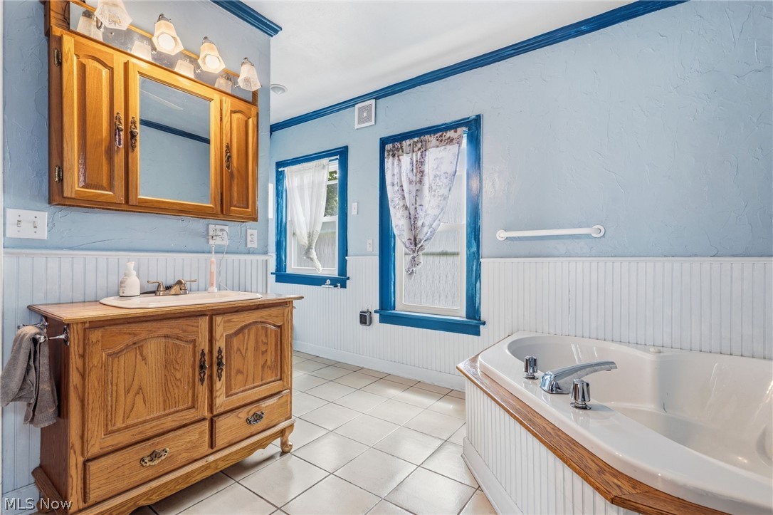 308 North Avenue NE Massillon OH 44646