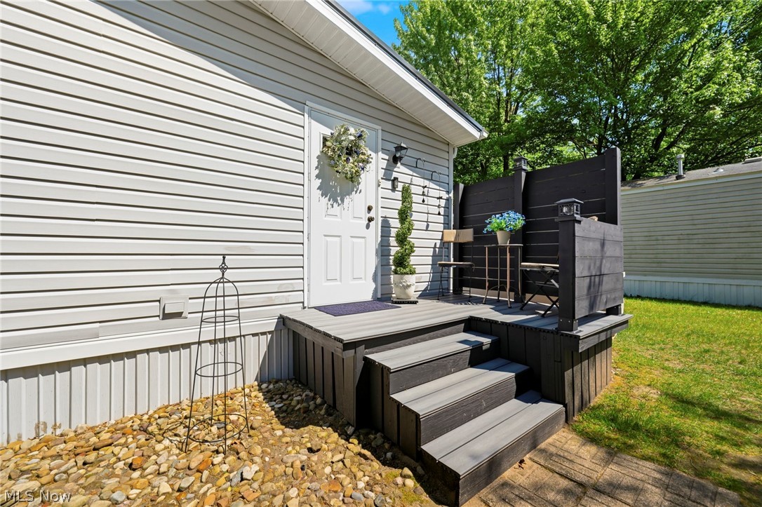 6416 Winterhaven Madison OH 44057