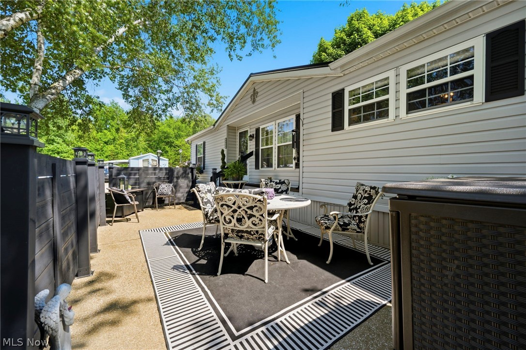 6416 Winterhaven Madison OH 44057