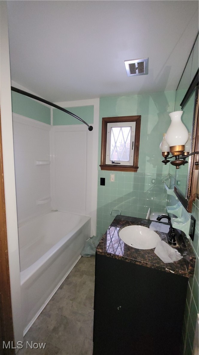 7159 Springdale Drive Brookfield OH 44403